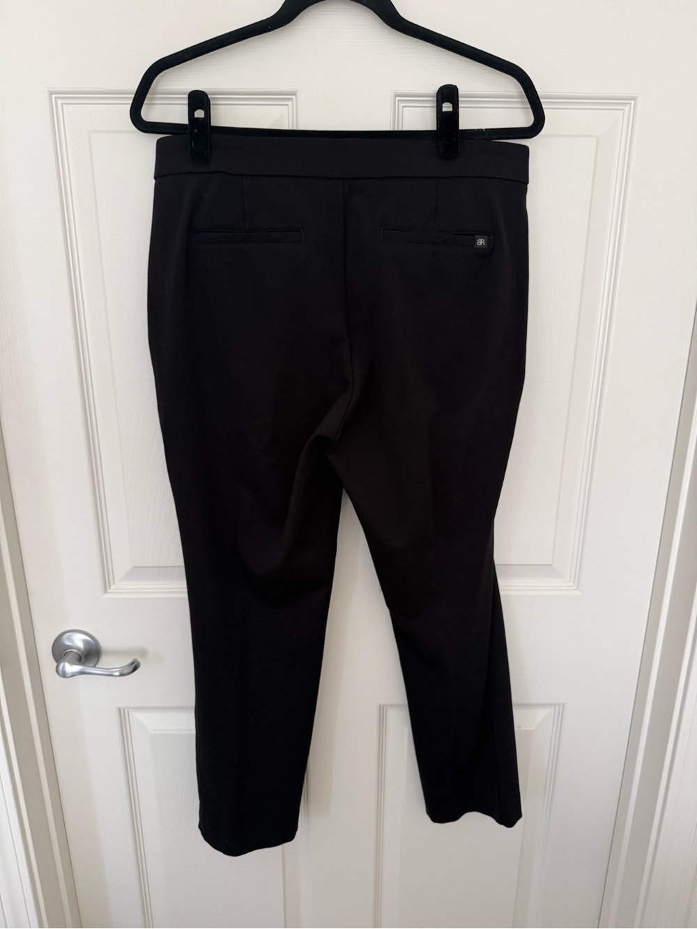 Banana Republic women’s Black Cropped Stretch Ankle Pants size 10
